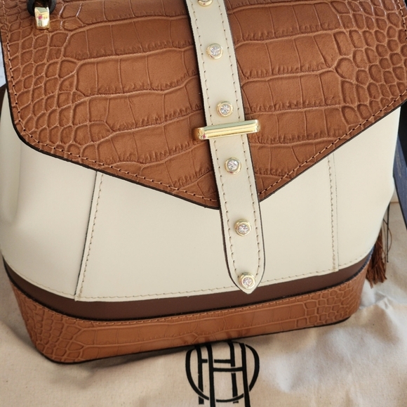 NWT ❗️ House of Harlow  1960 mini backpack cream and brown leather crystal stud - Picture 4 of 13